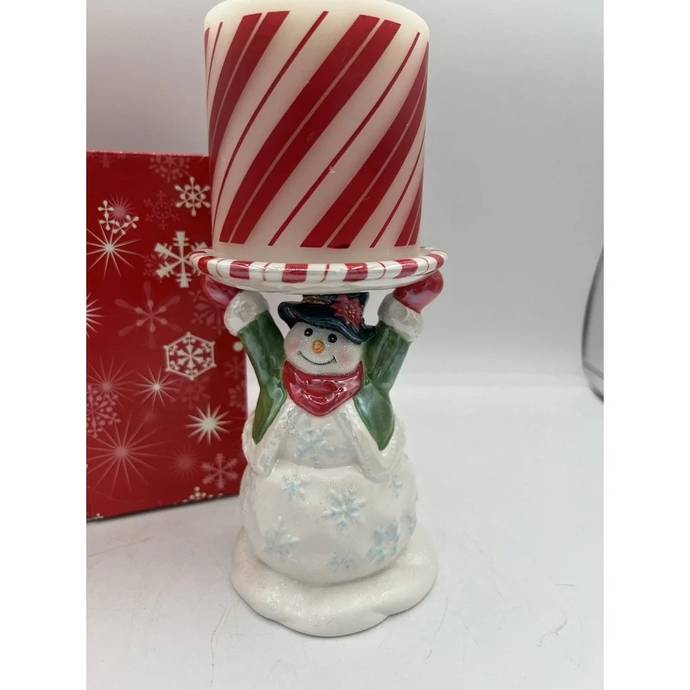 ⛄️ Avon 2002 Festive Holiday Snowman Candleholder with Candle – NIB (New in Box)